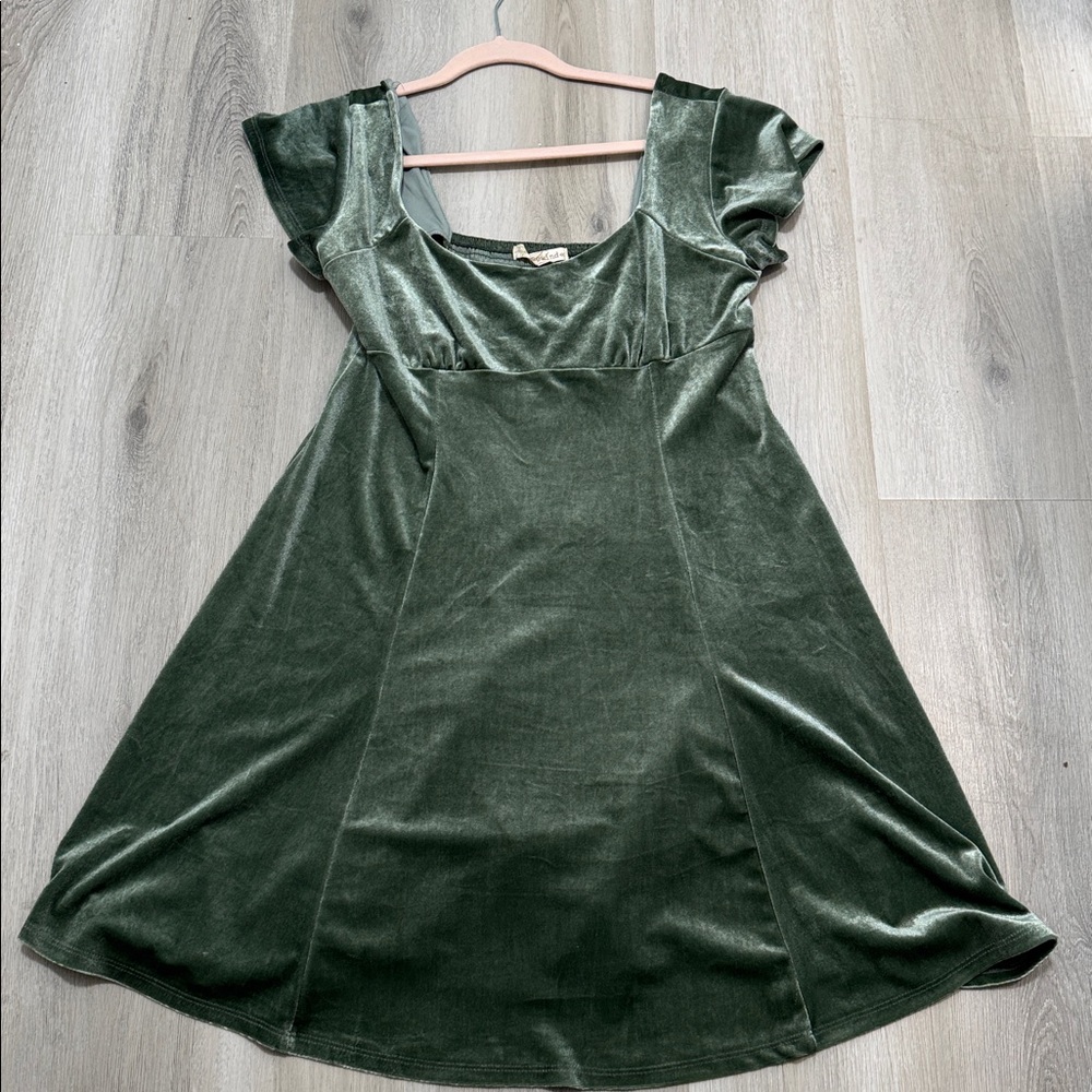 Rewind Forest Green Velvet Top